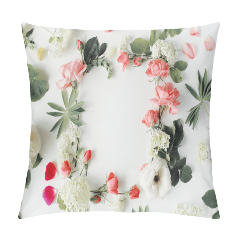 Personality  Flat Lay Frame With Pink And White Roses Pillow Covers