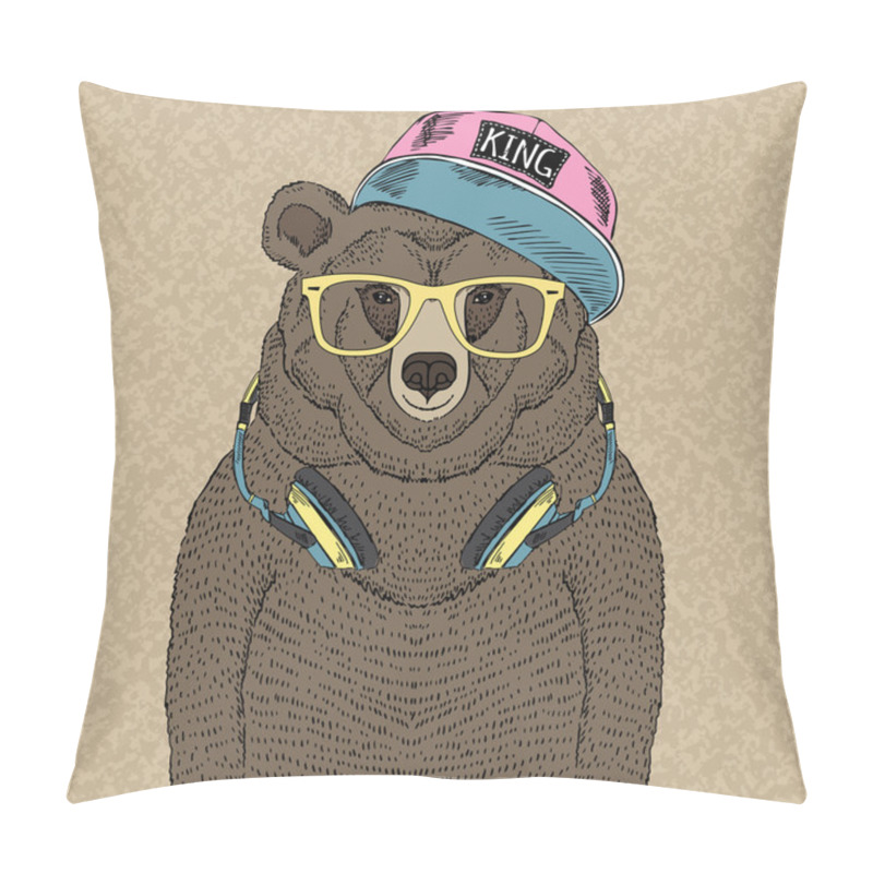 Personality  Cute Portrait Of Bear With Headphones Pillow Covers