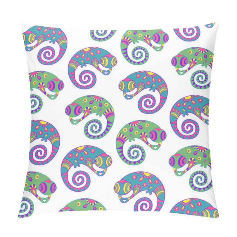 Personality  Chameleons Decorative Seamless Pattern. Pillow Covers