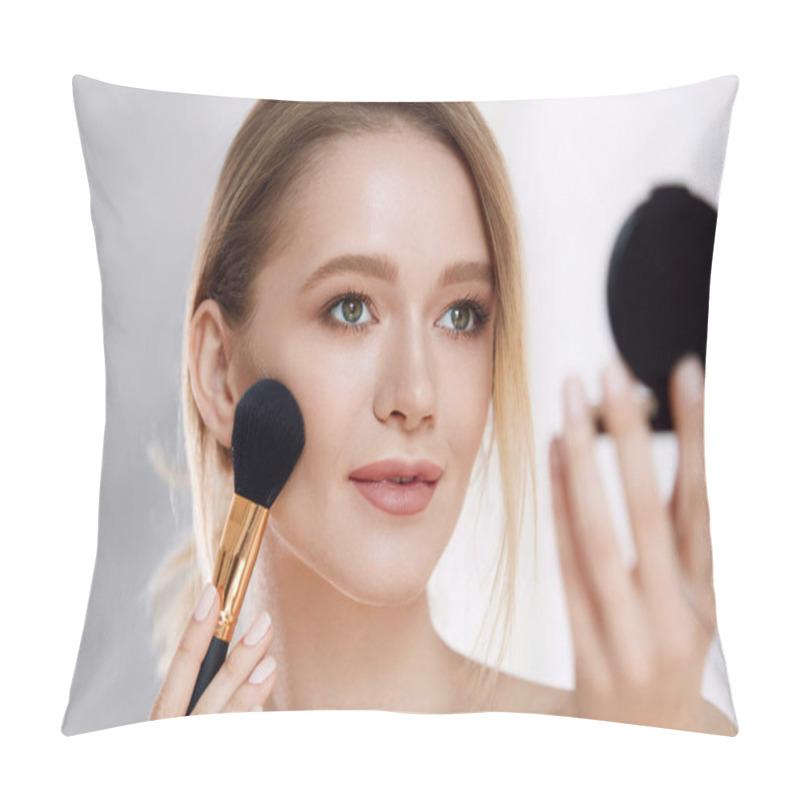 Personality  Face Beauty. Woman Applying Makeup Powder With Cosmetic Brush Pillow Covers