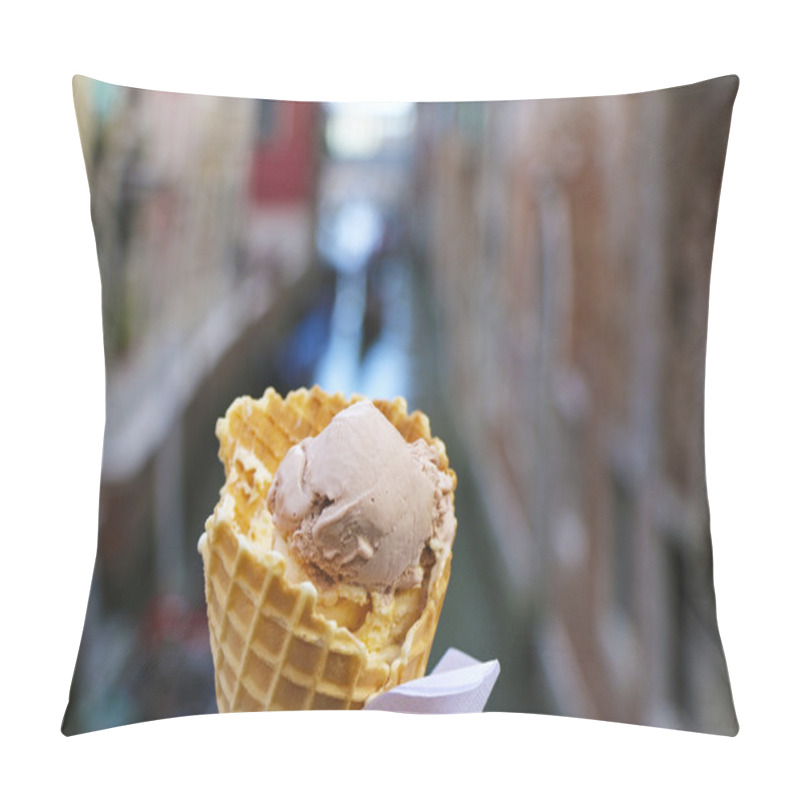 Personality  Gelato From Venice Pillow Covers