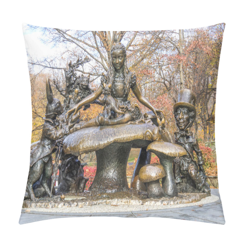 Personality  Alice In Wonderland Memorial,New York Pillow Covers