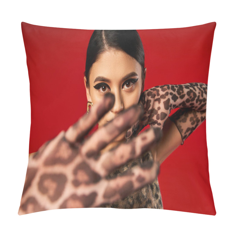 Personality  A Young Woman Poses Actively, Wearing A Leopard Print Outfit And Gloves. Pillow Covers