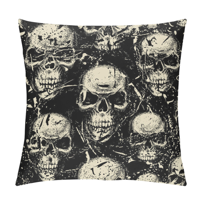 Personality  Seamless Pattern With Hand-drawn Human Skulls In The Grunge Style. Vector Background With Sinister Skulls Looking Out Of The Dark. Graphic Print For Clothing, Fabric, Wallpaper, Wrapping Paper Pillow Covers