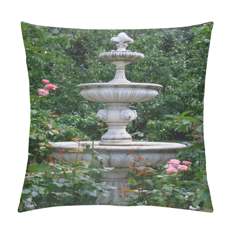 Personality  Fountain Pillow Covers