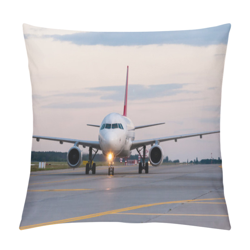 Personality  Perspective View Of Jet Airliner At Taxiway. Evening Scene With Travel Background Pillow Covers