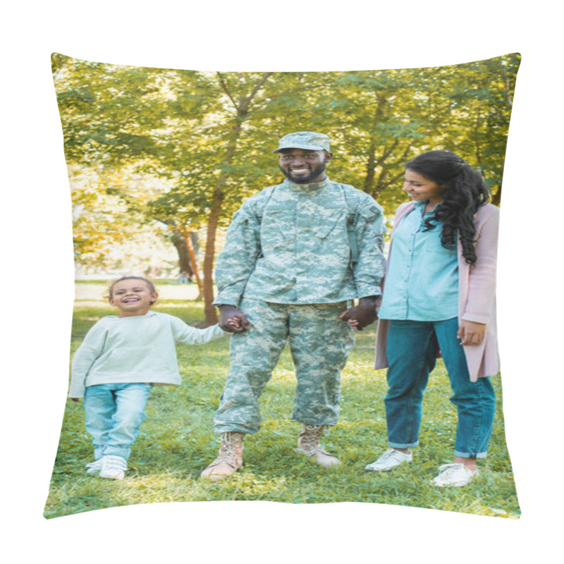 Personality  Happy African American Soldier In Military Uniform Holding Hands With Daughter And Wife In Park Pillow Covers