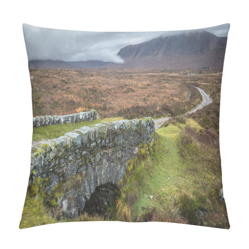 Personality  The West Highland Way Pillow Covers