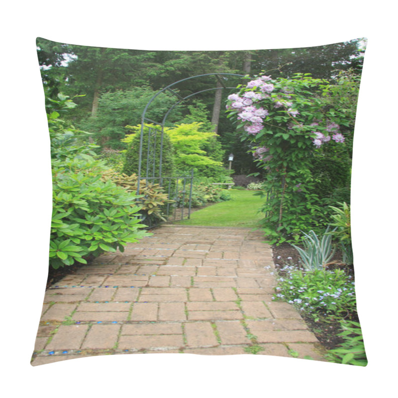 Personality  Pretty Garden Path Pillow Covers