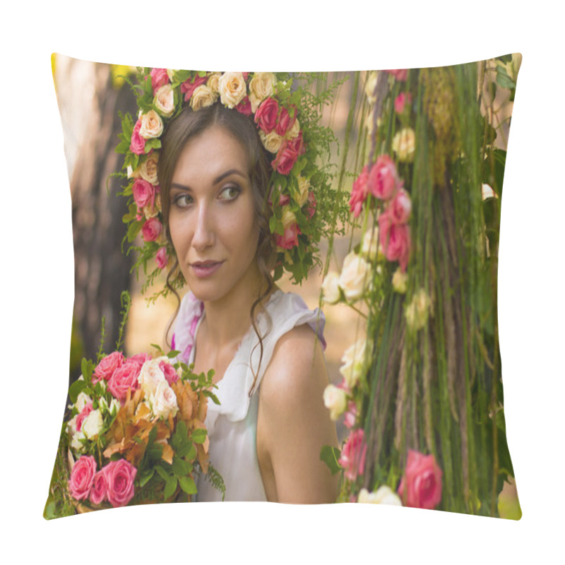 Personality  Beautiful Lady In Wreath Of Flowers. Pillow Covers