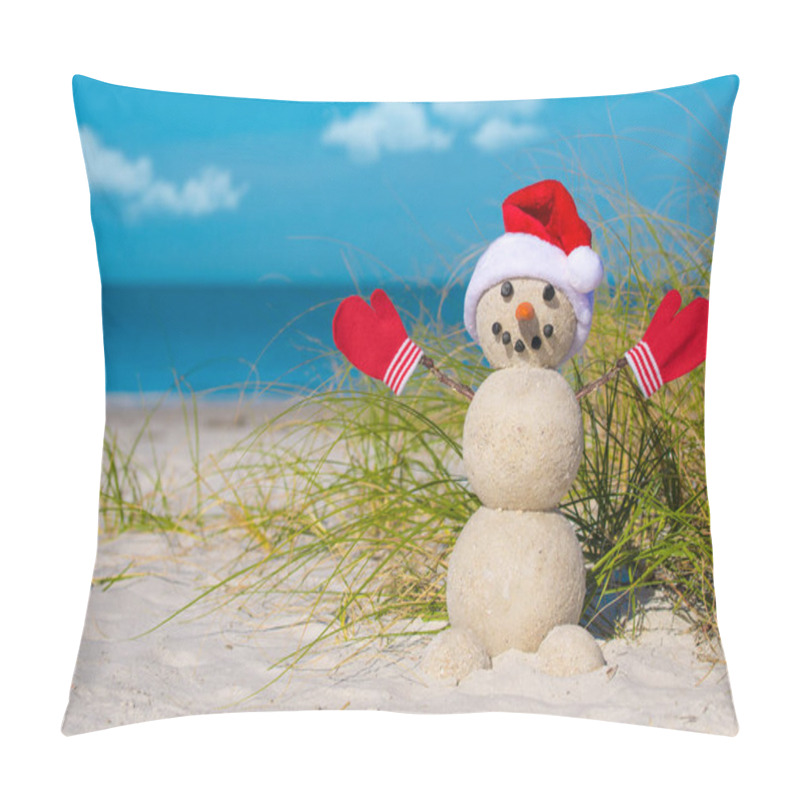 Personality  Snowman On The Beach. Sandy Christmas Snowman In Red Santa Hat And Mittens Or Gloves. Smiley Snowman At Sunny Beach. Holiday Concept For Happy New Year Post Cards. Florida Winter. Ocean White Sand. Pillow Covers