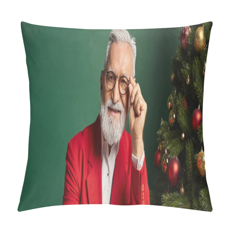 Personality  Elegant Bearded Man In Glasses Posing Next To Pine Tree On Green Backdrop, Christmas Concept, Banner Pillow Covers