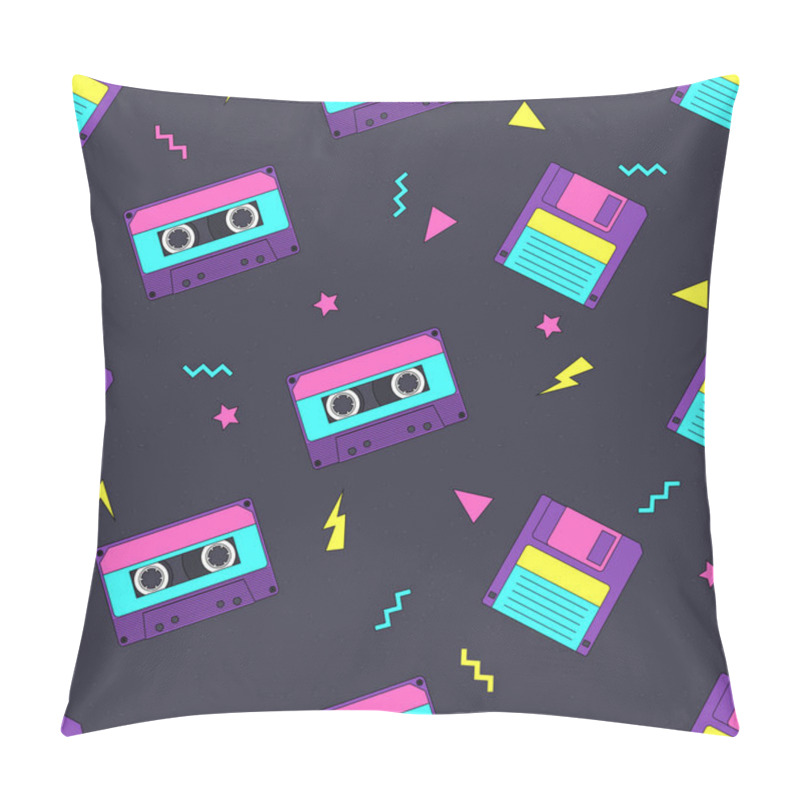 Personality  Seamless Pattern With Audio Cassettes And Floppy In 90s Style Pillow Covers