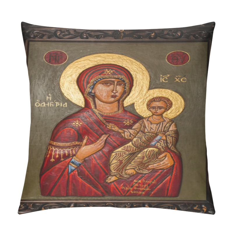 Personality  Virgin Mary Holding The Child Jesus Eastern Orthodox Icon Pillow Covers