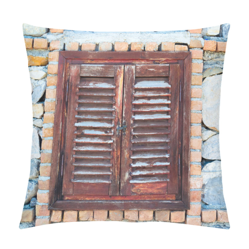 Personality  Old Wooden Window Shutters Closed Pillow Covers