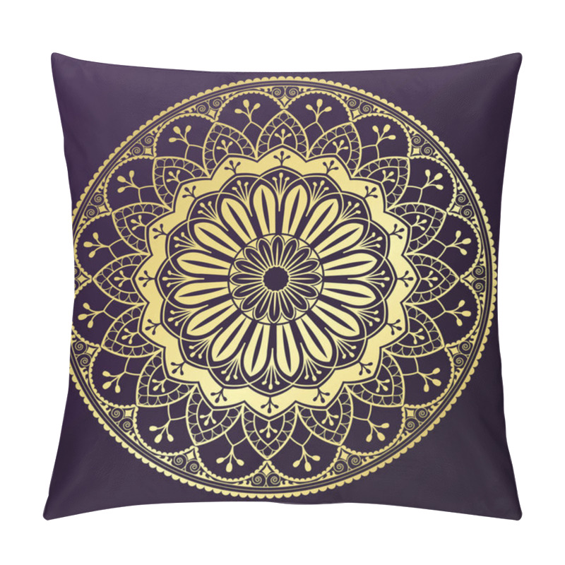 Personality  Geometrical Gold Mandala Pattern On Purple Background Pillow Covers