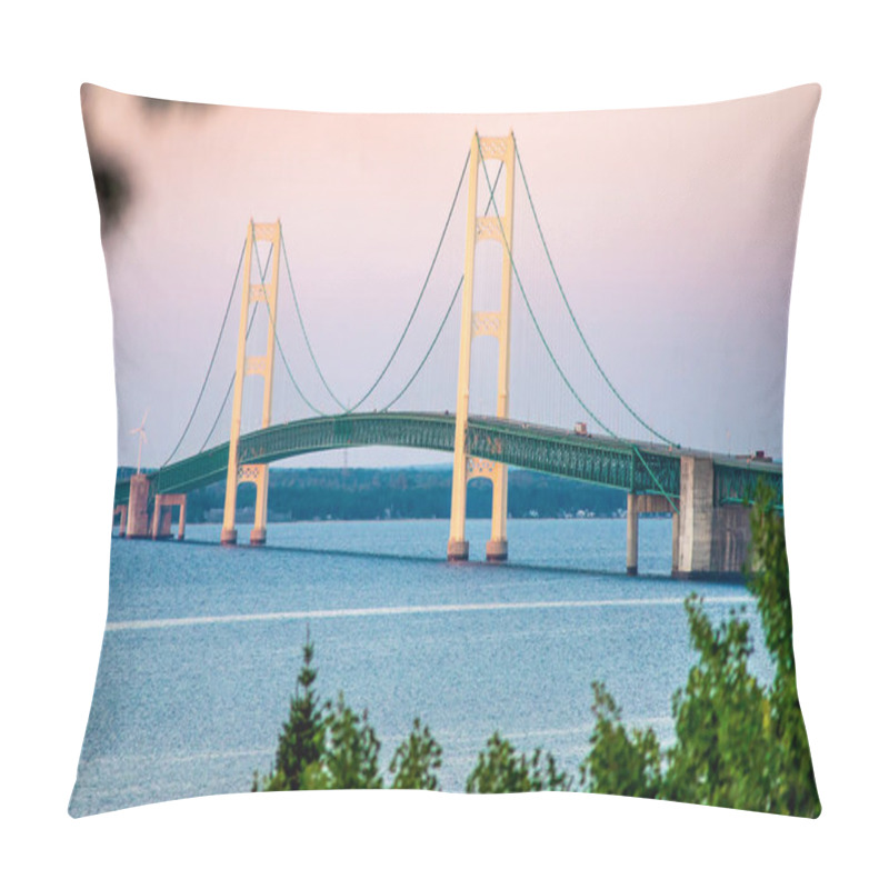 Personality  Mac Bridge View From St.Ignace State Park At Sunrise Pillow Covers