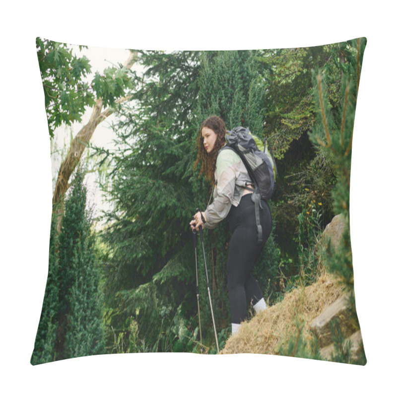 Personality  A Beautiful Plus Size Woman Navigates Through Lush Greenery, Embracing The Tranquility Of Nature. Pillow Covers