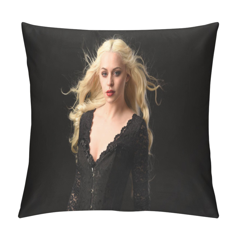 Personality  Close Up Portrait Of Blonde Girl Wearing Black Lace Dress. Black Studio Background. Pillow Covers