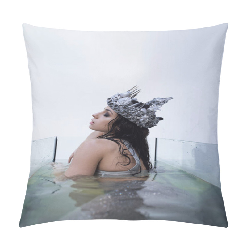 Personality  A Young Woman With Long Dark Hair, Wearing A Seashell Crown, Is Submerged In Water In A Glass Tank, With A Thoughtful Expression. Pillow Covers