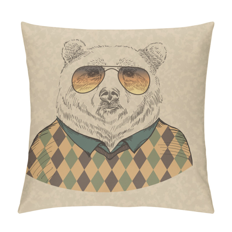 Personality  Vector Illustration Of Bear Portrait In Sunglasses And Pullover Pillow Covers