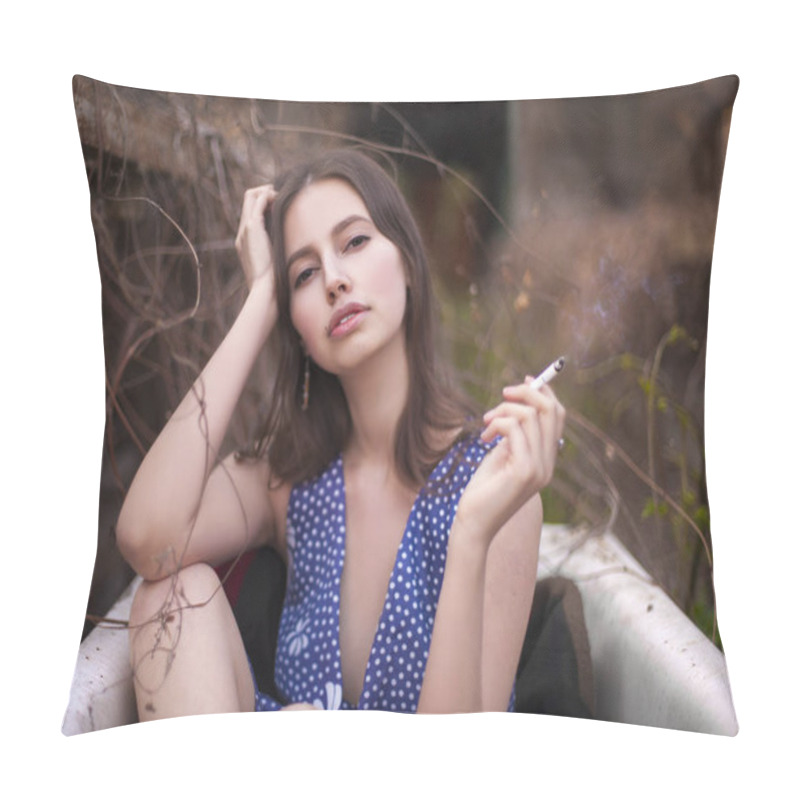 Personality  Beautiful Sexy Young Woman With A Cigarette Smokes Pillow Covers