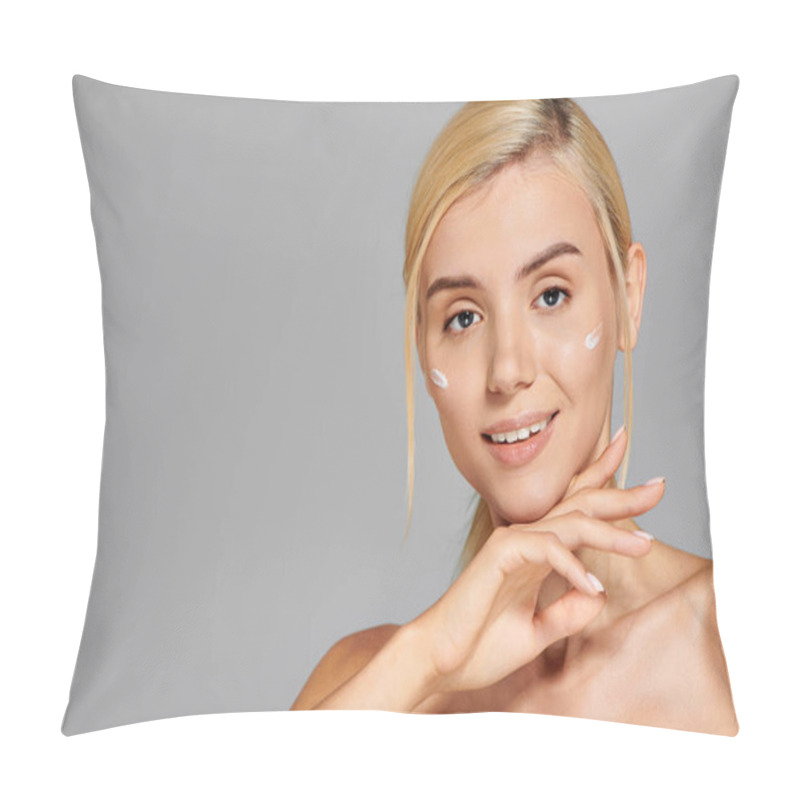 Personality  Alluring Girl With Blonde Hair And Cream On Her Cheeks Touching Chin With Hand In Grey Background Pillow Covers