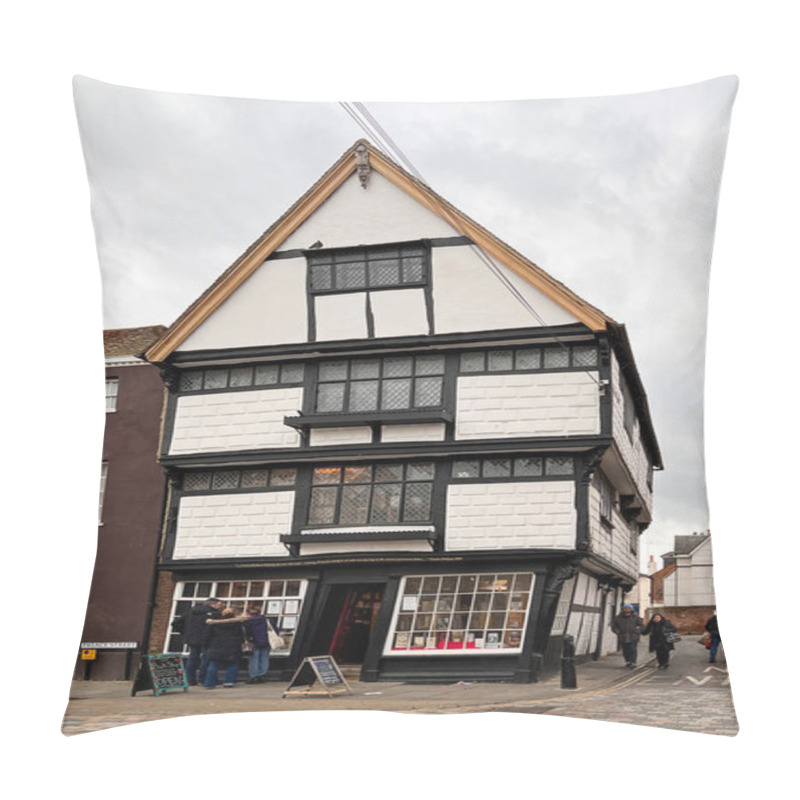 Personality  Sir John Boys House (Crooked House), Canterbury, Kent Pillow Covers