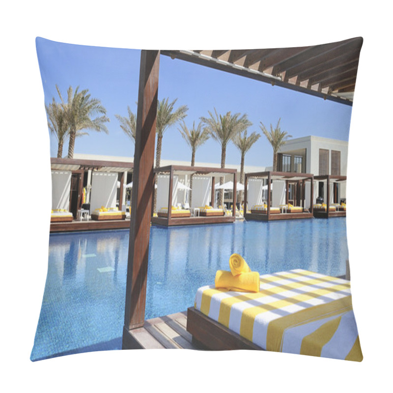 Personality  Luxury Place Resort Pillow Covers