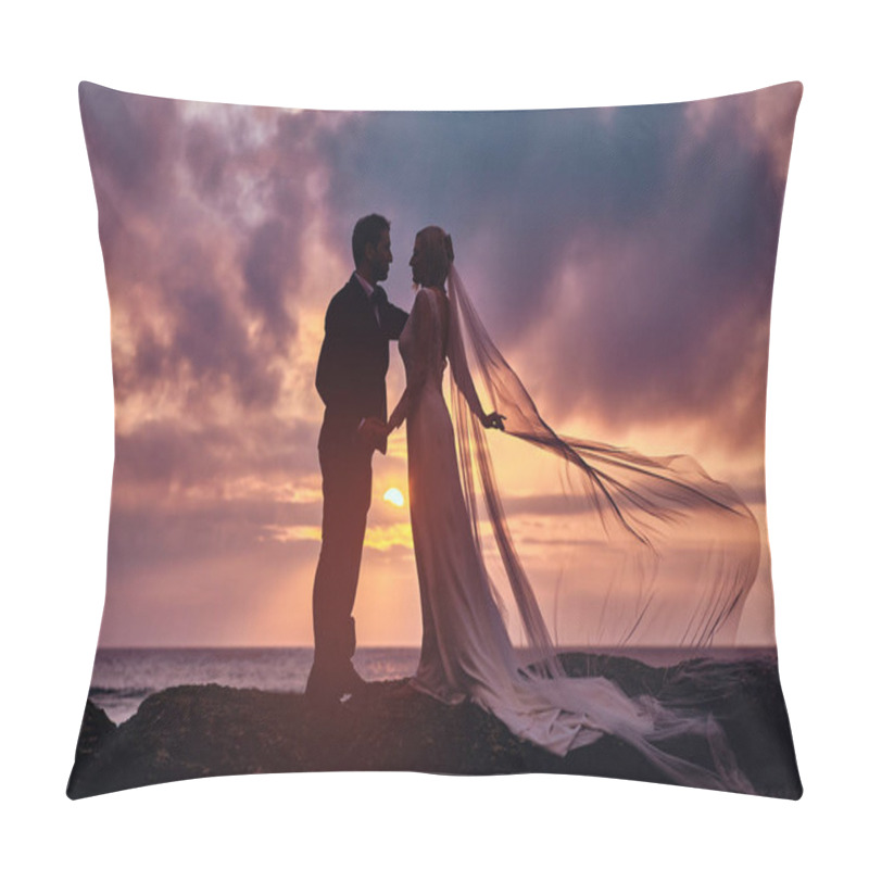 Personality  Wedding Couple Holds Each Other Hands Standing On The Beach Against The Amazing Sunset. Pillow Covers