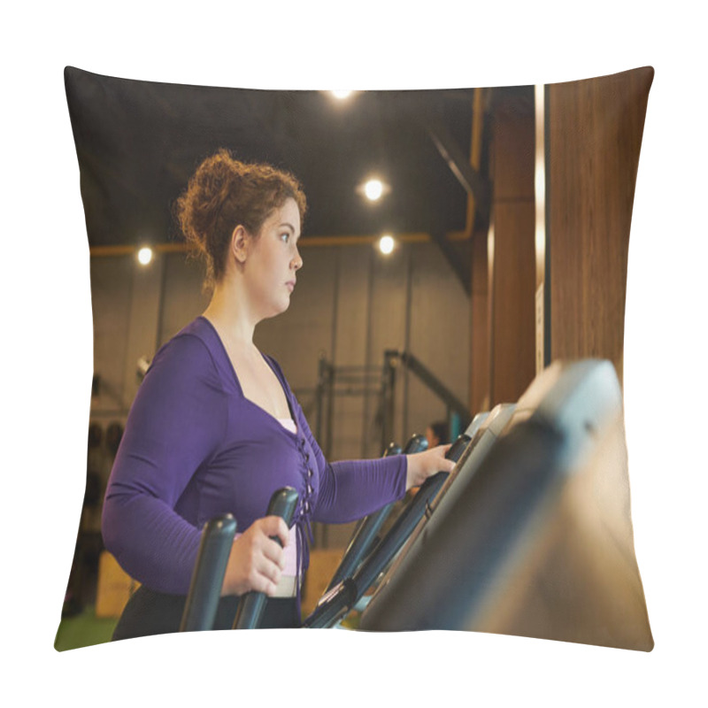 Personality  A Person Intensely Exercises On A Treadmill, Showing Dedication And Focus. Pillow Covers