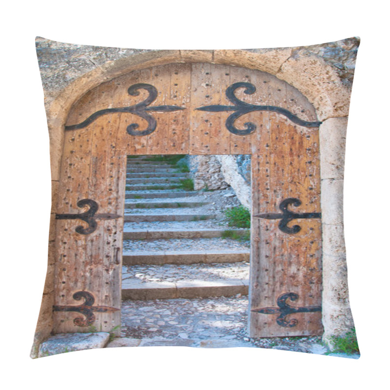 Personality  Old Open Wooden Door With Stairs Pillow Covers