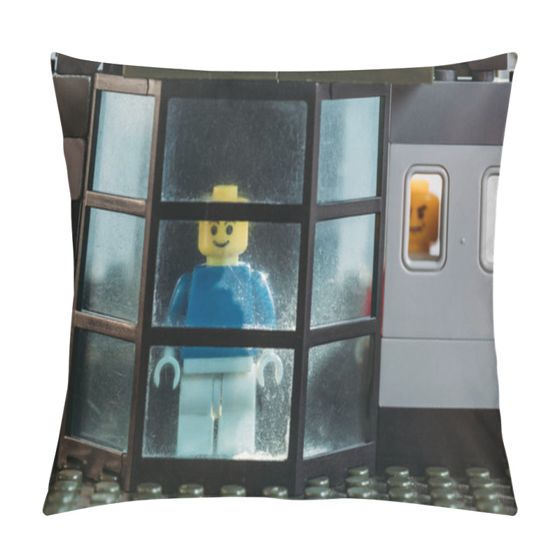 Personality  KYIV, UKRAINE - MARCH 15, 2019: Yellow Lego Figurines Looking Through Window In Block House Pillow Covers