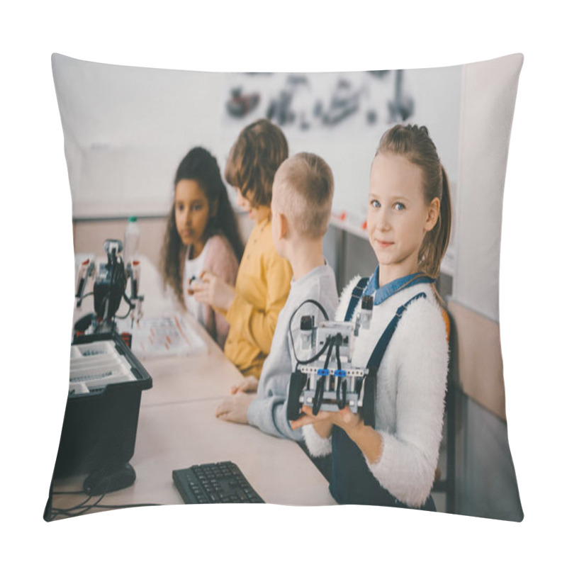 Personality  Little Kids With Robots At Stem Educaion Class Pillow Covers