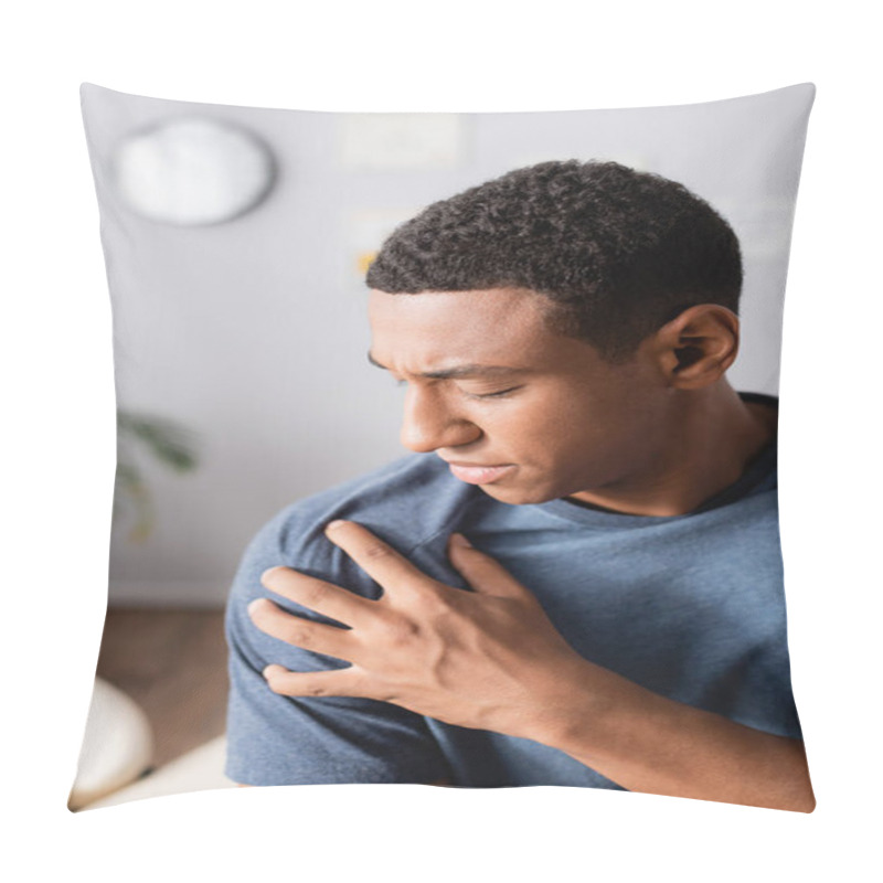 Personality  Injured African American Man Touching Shoulder In Clinic Pillow Covers