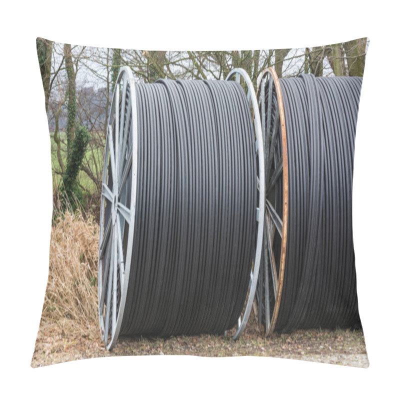 Personality  Cable Drums With Fiber Optic Cable   Pillow Covers