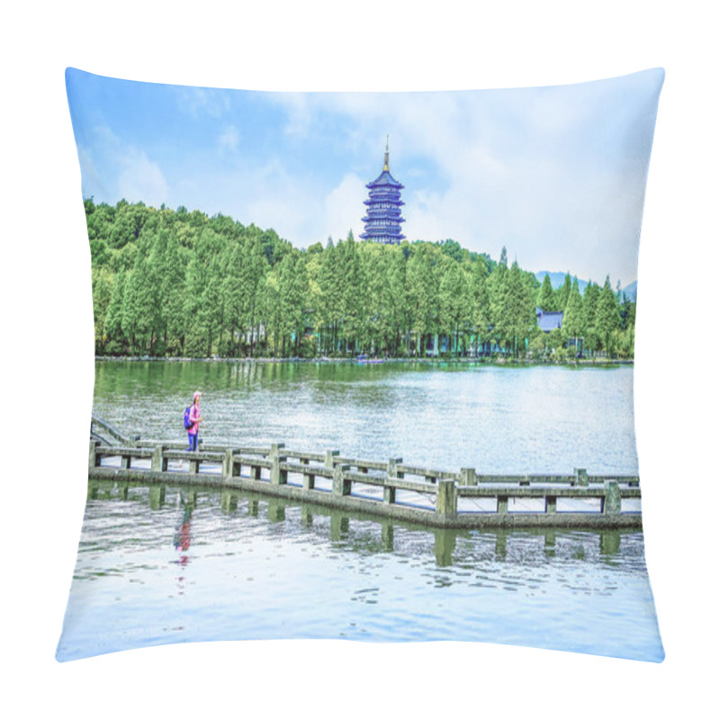 Personality  Beautiful Lake Landscape Scenery And Architectural Landscape In  Pillow Covers