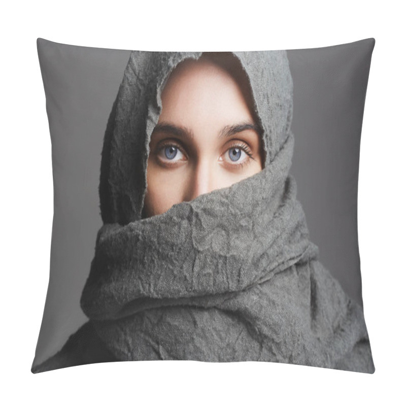 Personality  Fashionable Arab Style Woman Pillow Covers