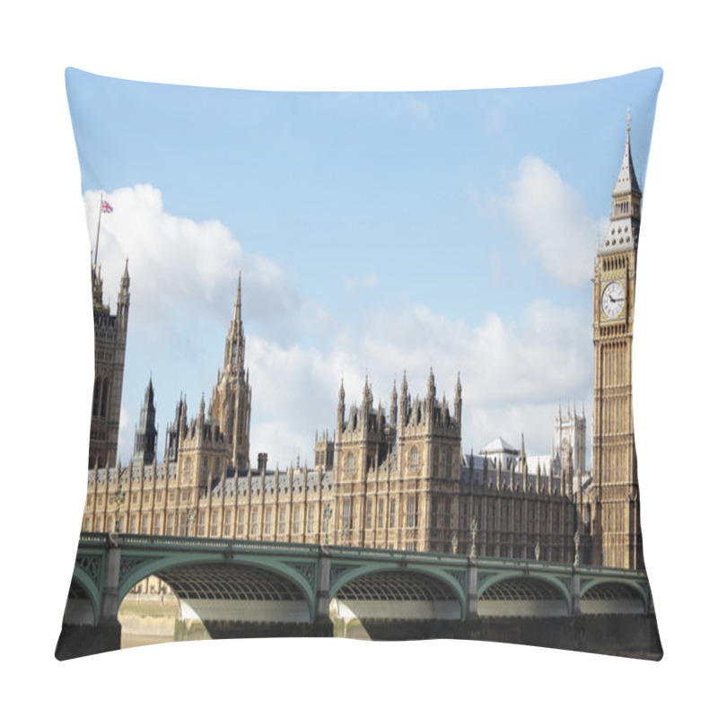 Personality  Houses Of Parliament With Westminster Bridge Pillow Covers