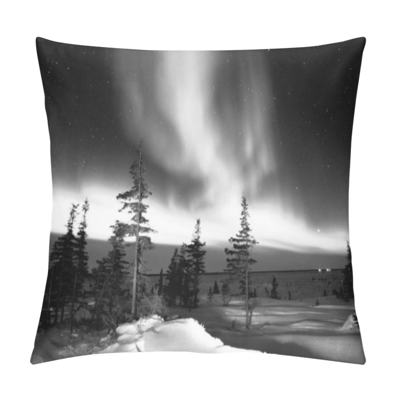 Personality  Aurora Natural Phenomenon Background  In Black And White HDR Pillow Covers