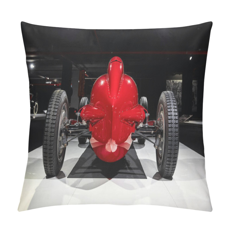 Personality  Ford V8 Monoposto Indianapolis Style Of 1936  Pillow Covers