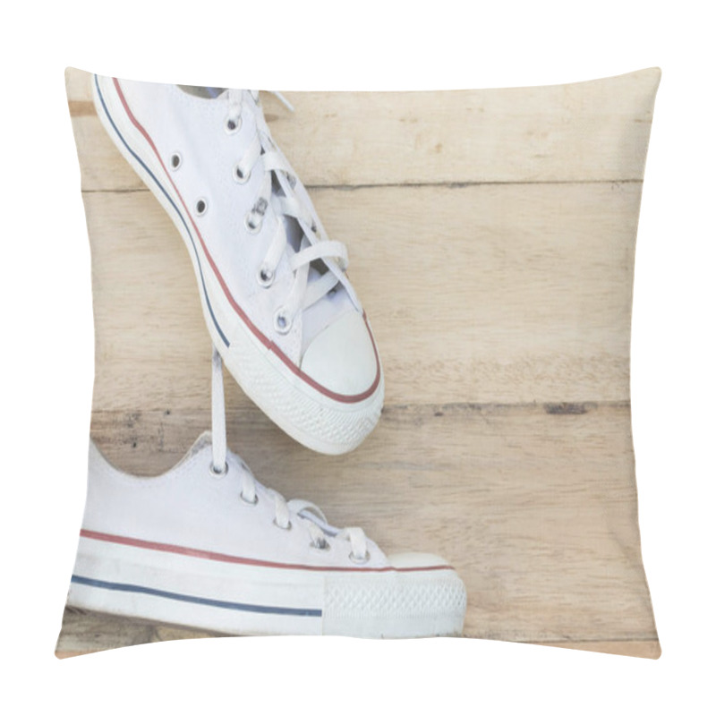 Personality   White Sneakers Hang Wooden Wall Pillow Covers