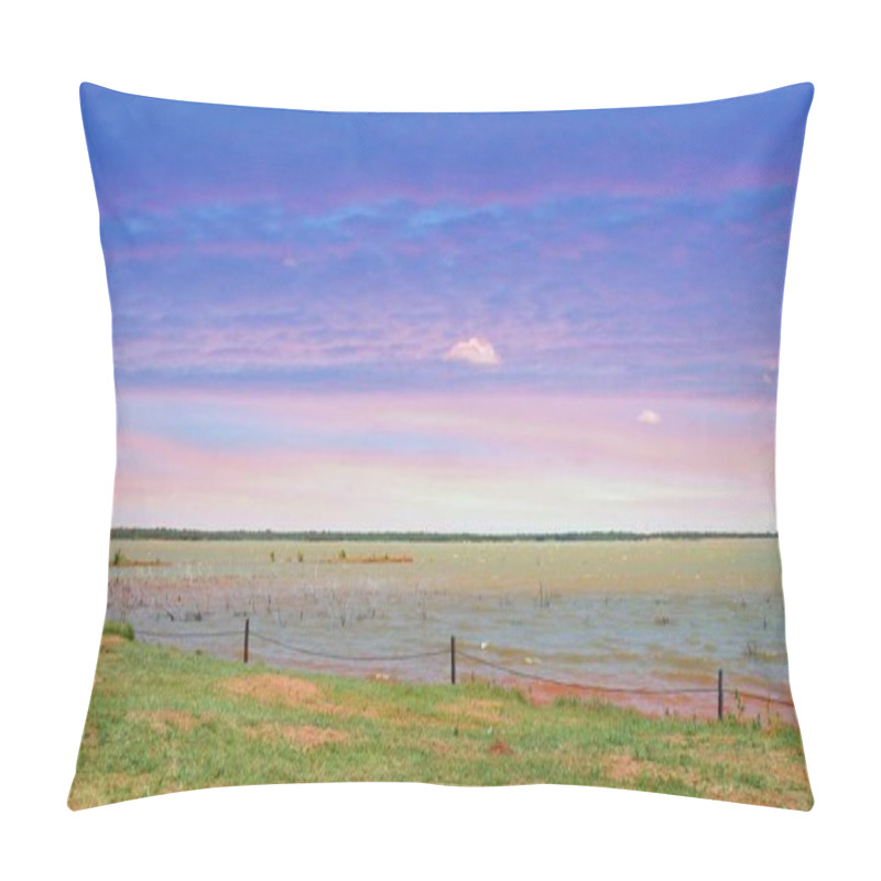 Personality  Lake Stanley Draper In Southeast Part Of Oklahoma City And Features Various Activities Like Camping, Fishing, Water Skiing And More. Pillow Covers