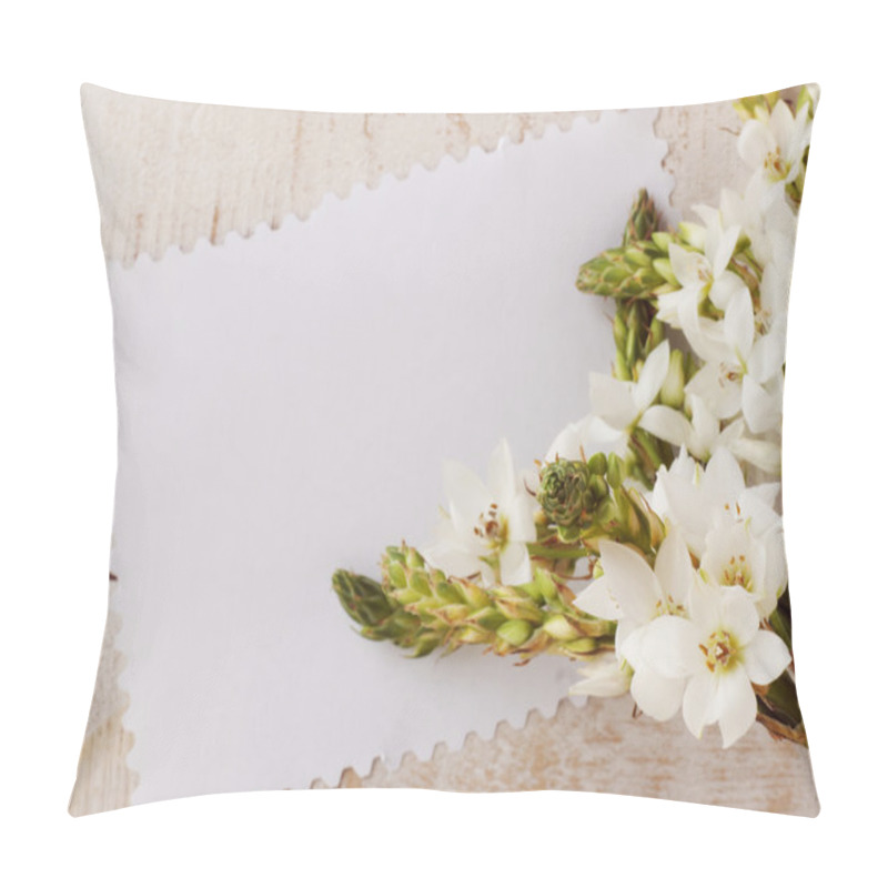 Personality  White Flowers On A Wooden Background Pillow Covers