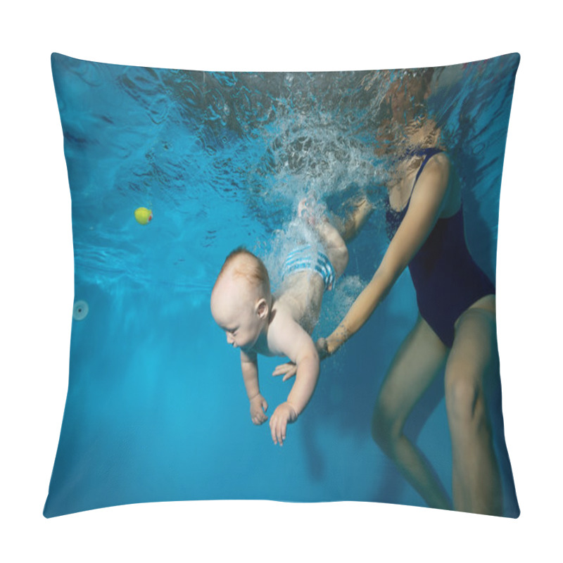 Personality  Mom Teaches And Trains The Happy Baby To Swim Underwater In The Pool. Close-up. Portrait. Horizontal Orientation. Pillow Covers