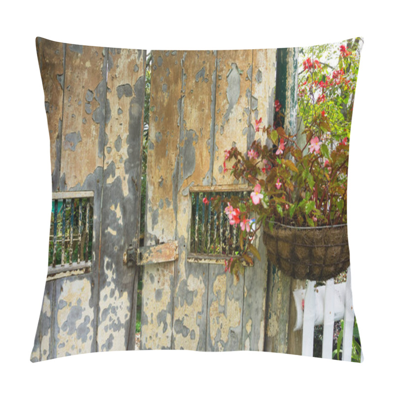 Personality  Flowers And Old Door Pillow Covers