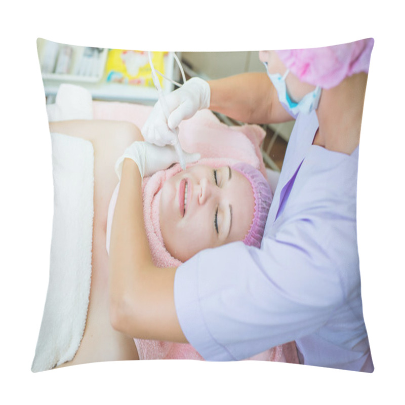 Personality  Cosmetology, Injection Of Hyaluronic Acid Pillow Covers