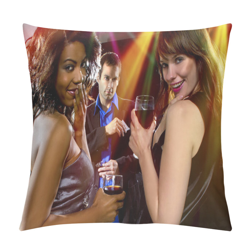 Personality  Women Seducing Man At Bar Pillow Covers