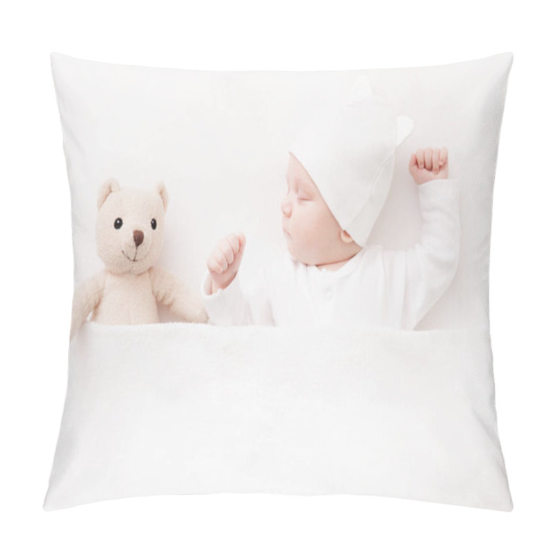 Personality  New Born Baby Girl Sleeping With Her Teddy Bear Pillow Covers