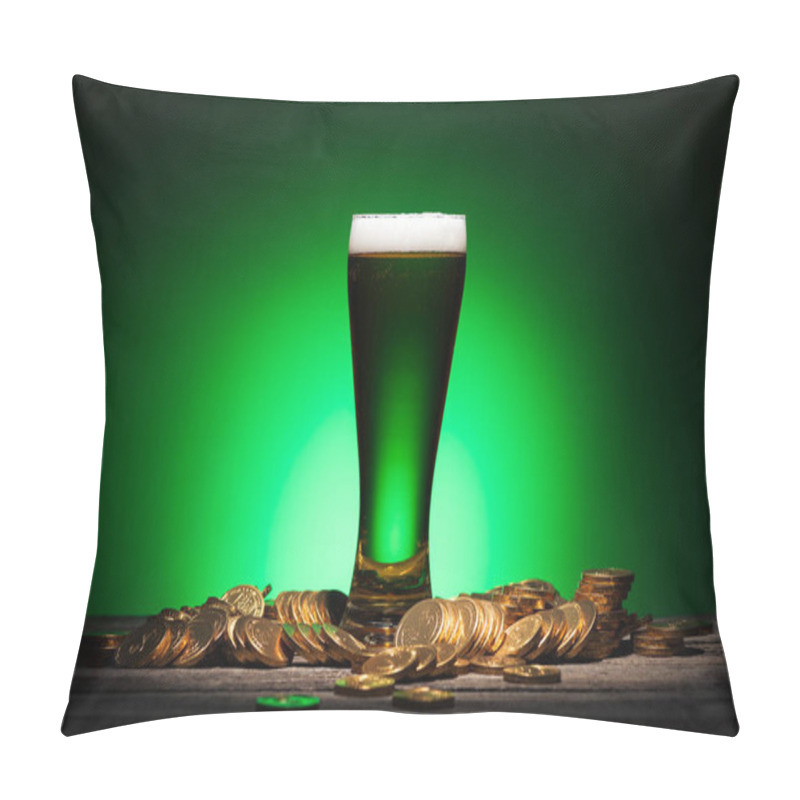 Personality  Glass Of Green Irish Beer Standing On Wooden Table Near Coins On Green Background Pillow Covers